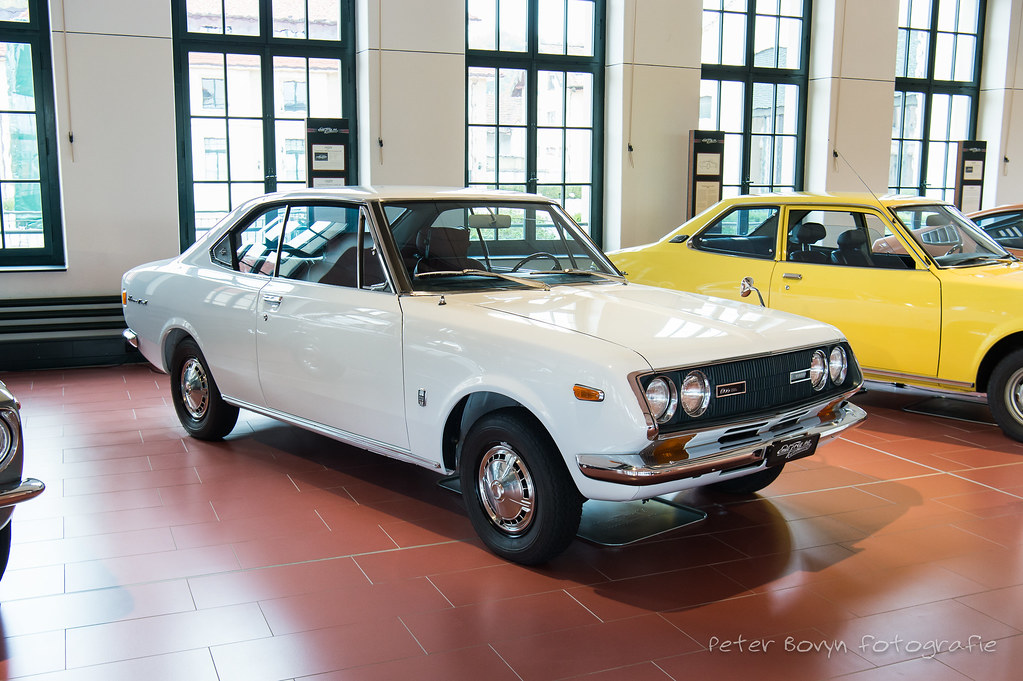 Toyota Corona  ký ức một thời của thế hệ 7X