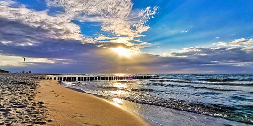 graalmüritz sonnenuntergang sunset sonne sun strand beach ostsee balticsea wolken clouds mecklenburgvorpommern huaweip30pro