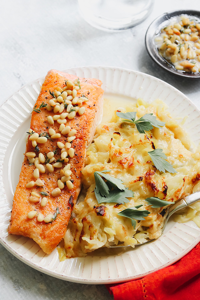 Featured image of post Salmon Meuniere Recipe The dish that made julia child fall in love with french cuisine sole meuni re highlights the simple flavors of fresh fish butter lemon and parsley