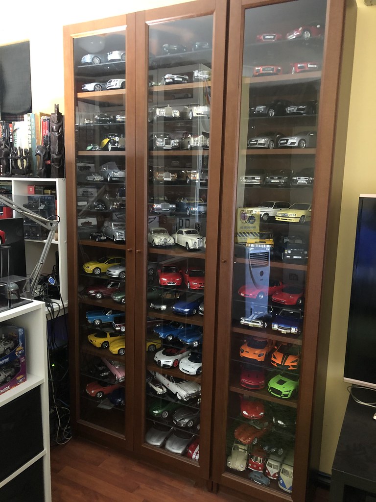 Post Pictures of Your IKEA Billy Display Cases | DiecastXchange Forum