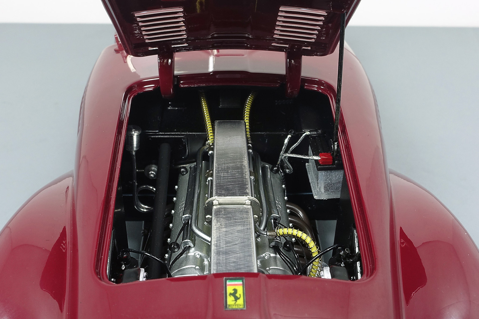 Ferrari 125 S - Hot Wheels Super Elite - 1:18 | DiecastXchange Forum