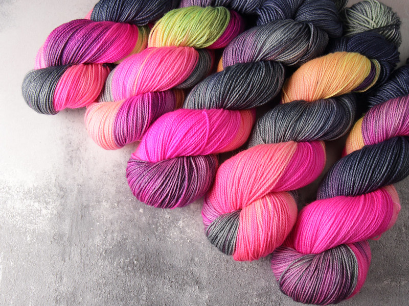 Favourite Sock – hand-dyed superwash merino wool yarn 4 ply/fingering 100g – ‘Rainy Dystopia’