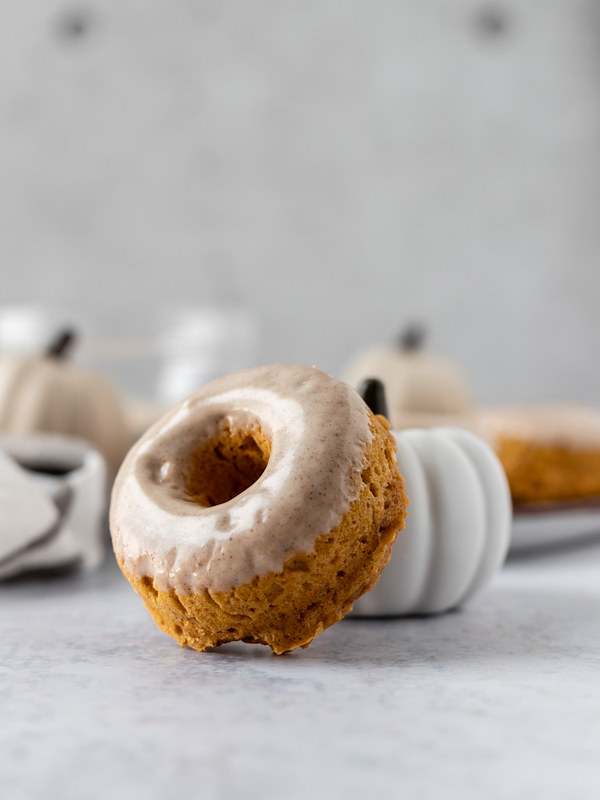 Pumpkin Spice Baked Donuts BLOG (5 of 6)