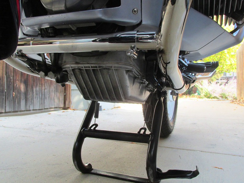 Oil Pan & Center Stand