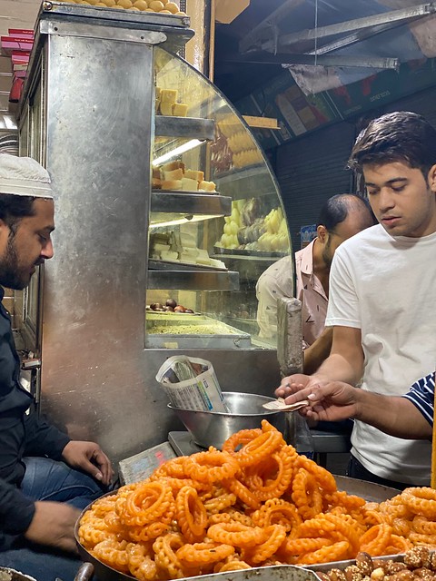 City Food - COVID-Era Imarti, Mehboob-e-Ilahi Mithai Shop, Hazrat Nizamuddin Basti