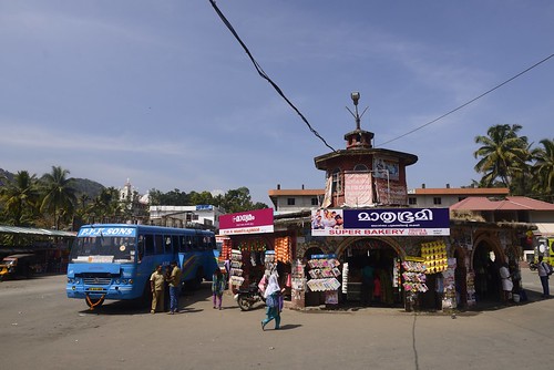 india kerala bus