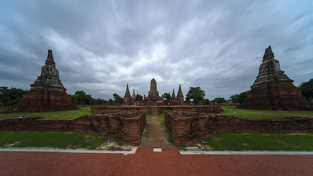 Wat Chai Watthanaram - Ayutthaya at sunset