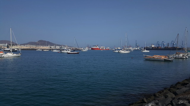 vista de La Isleta barcos Puerto de la Luz Las Palmas de Gran Canaria