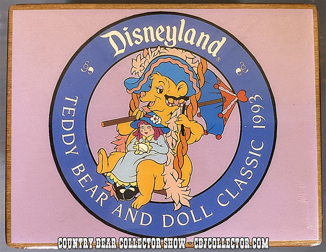 1993 Disneyland Teddy Barra Music Box - CBCS #276