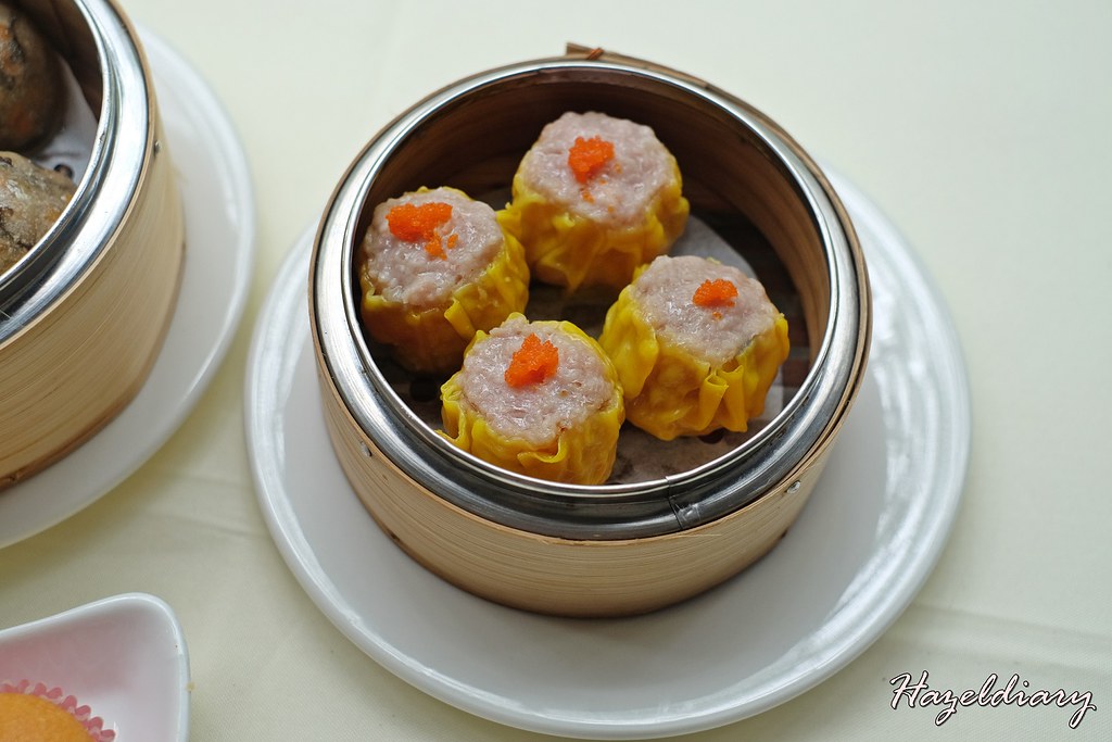 Tang Lung Chinese Restaurant - Pork Siew Mai with Salted Egg Yolk