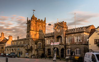 Shaftesbury - St Peter's Church and Town Hall