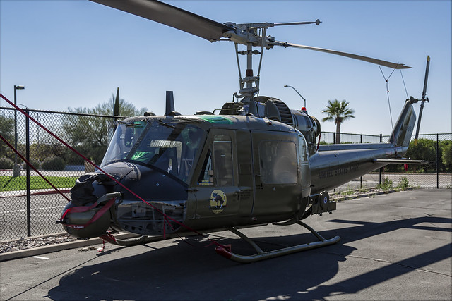 Bell UH-1B Iroquois - 02