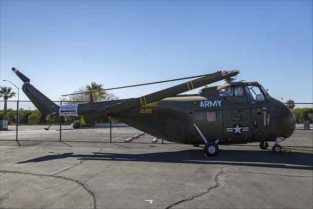 Sikorsky UH-19D Chickasaw - 01