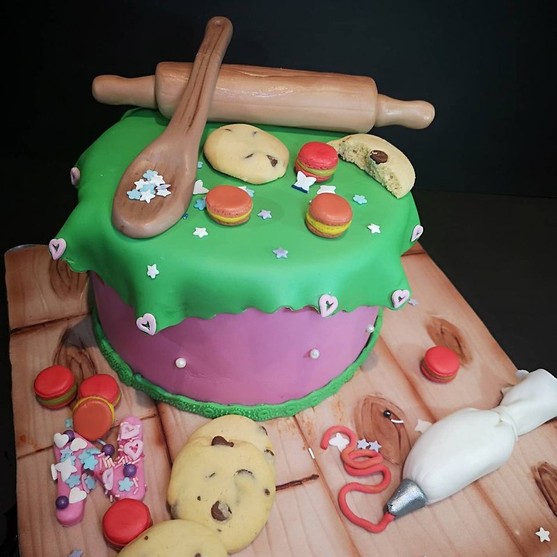 Cake by Nadine El Kassamani