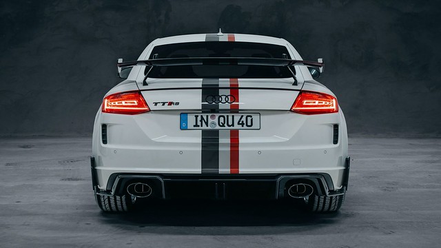 2021-Audi-TT-RS-40-years-of-quattro-Edition-5