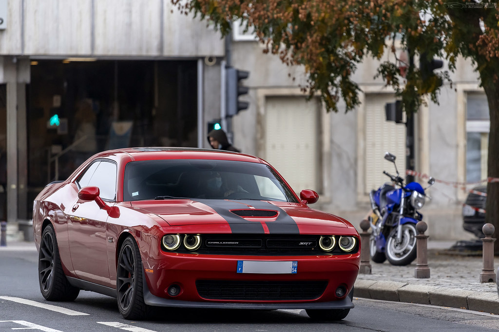 Dodge Challenger SRT 392