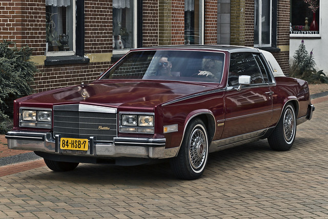 Cadillac Eldorado Biarritz Touring Coupé 1983 (0487)