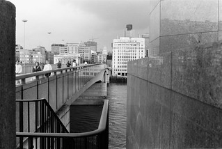 London Bridge, Southwark, 1988 88-6a-36-positive_2400