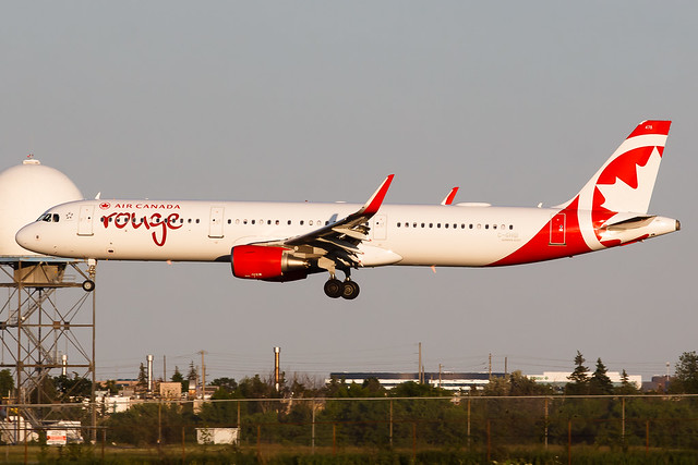 Air Canada Rouge | C-GHQI | Airbus A321-211 | YYZ | CYYZ
