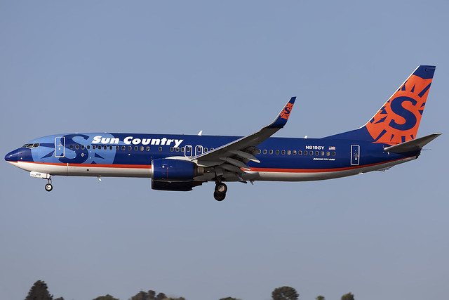 N819SY - Boeing 737-86N(WL) - Sun Country - KSAN - Oct 2020