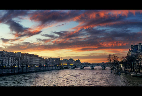 sunset paris france seine january fujifilm 2015 travelphotography pontducarrousel pontroyal xt1 mirrorless fujixseries xf1024mmf4rois îledefrance quartierlouvre bridge