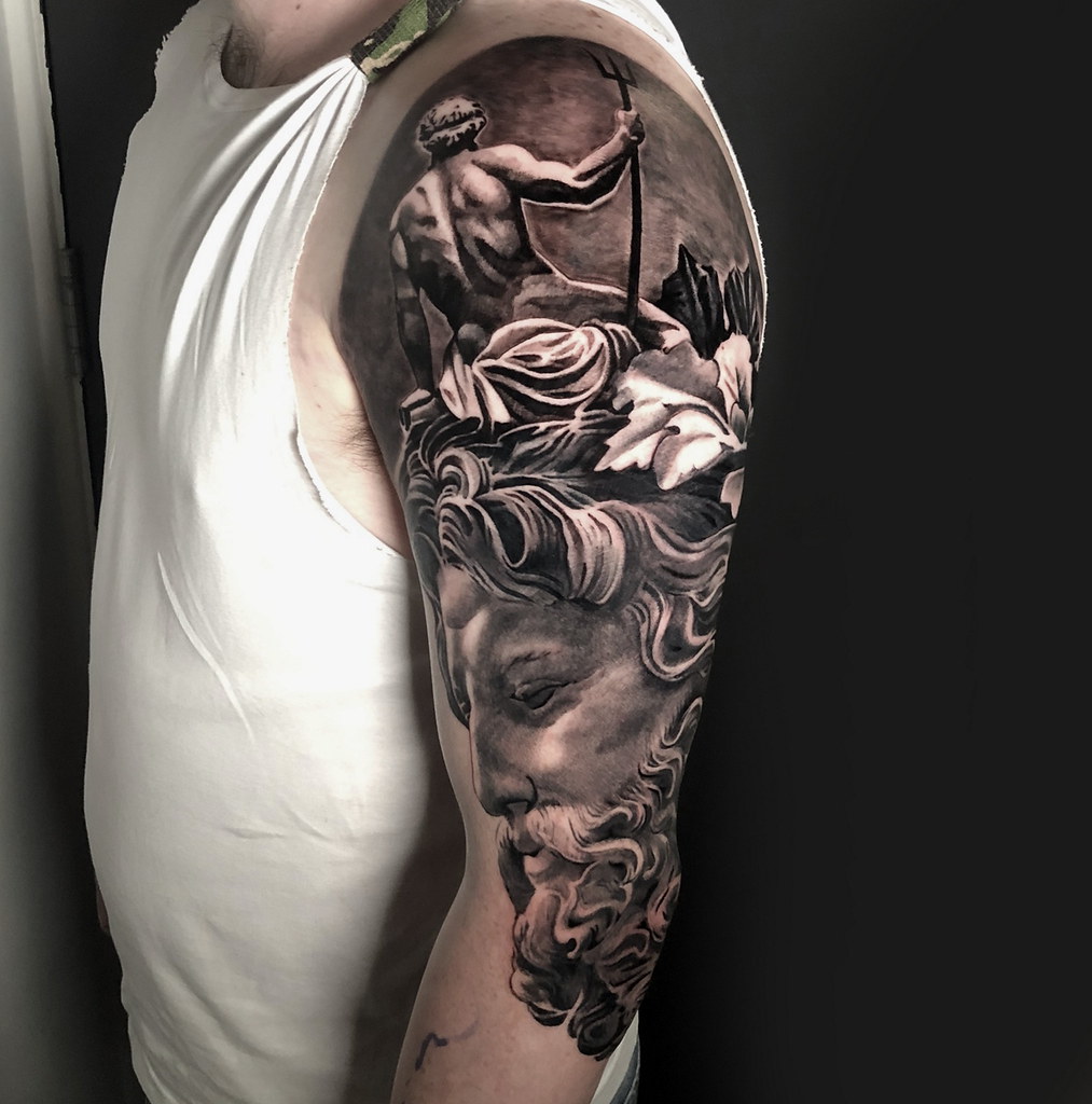 Dark Moon Tattoo - Black and grey realistic geisha Done at @dm_tattoo_ Via  icaro 4, Ciampino Using: @worldfamousink @killerinktattoo @inkjecta  @equaliser_italy @pantheraink noire ink set thomas carli jarlier #tattoo # tattoos #tatuaggio #tattoostyle #
