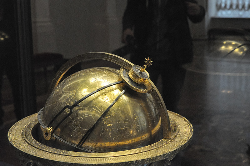 «Время Эрмитажа». Выставка «Модель Вселенной эпохи Ренессанса. Астрономические часы в собрании Эрмитажа. К завершению реставрации»