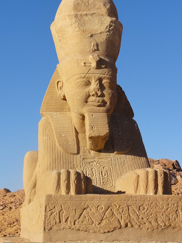 Un crucero por el Lago Nasser (Egipto). De Asuán a Abu Simbel. - Blogs de Egipto - Templos de Wadi el Seboua, Dakka y Maharraka. Día 3, mañana. (8)
