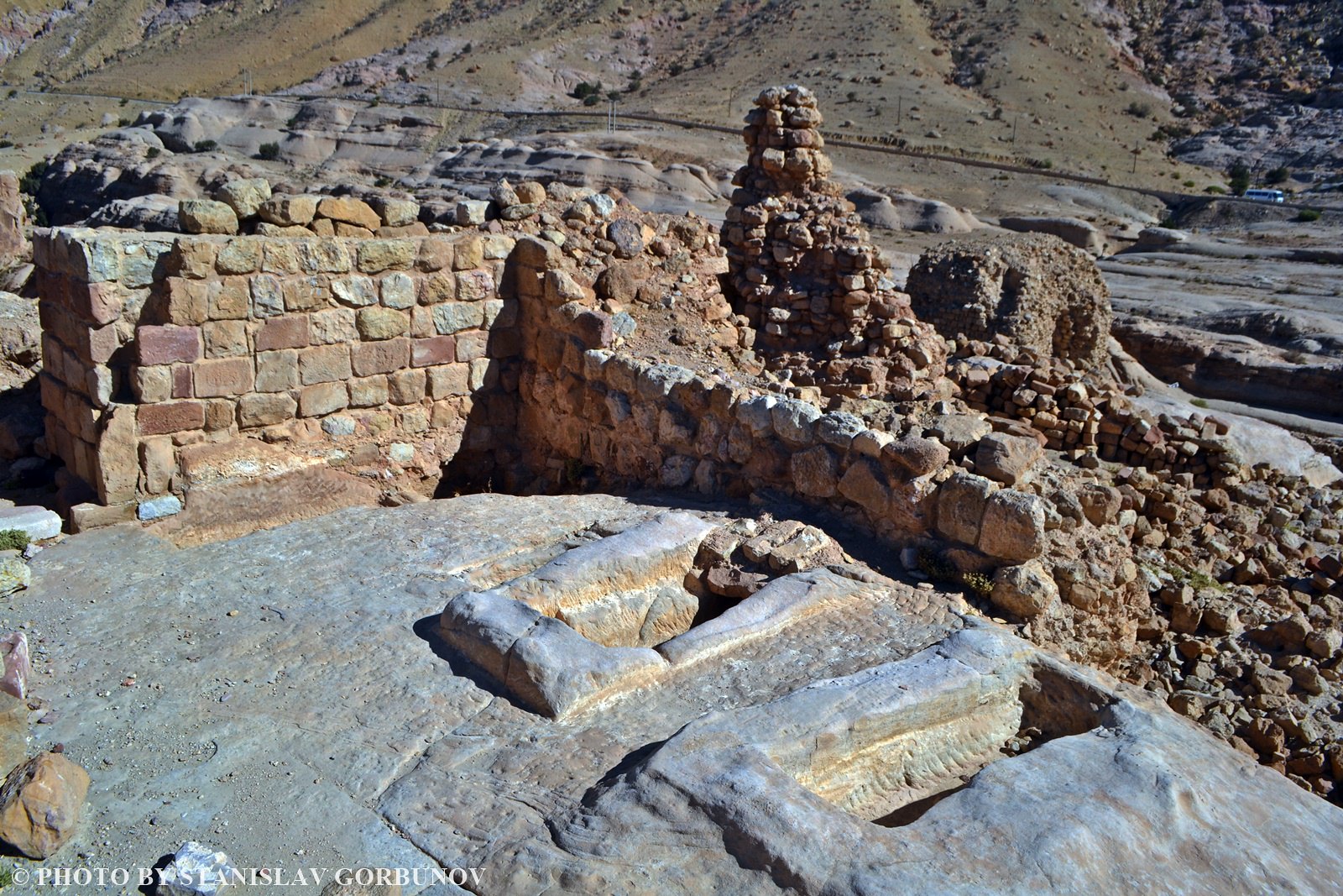 Как мы случайно нашли неизвестную крепость крестоносцев в Иордании castle06