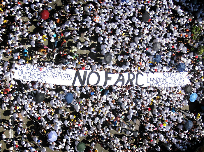 A crowd of Colombians protest against FARC in 2008.