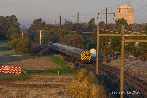 amtrak harrisburgcorridor mountjoy pennsylvania railroads electric fall passenger sunrise