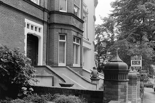 Belsize Crescent, Hampstead, Camden, 1988 88-7l-22-positive_2400