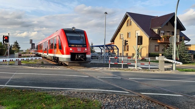 Eifel-Bördebahn: Umleiterzug der DB (Regionalexpress 22) in Binsfeld