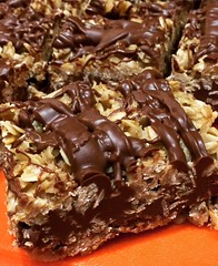 No Bake Chocolate Peanut Butter Filled Oatmeal Bars !