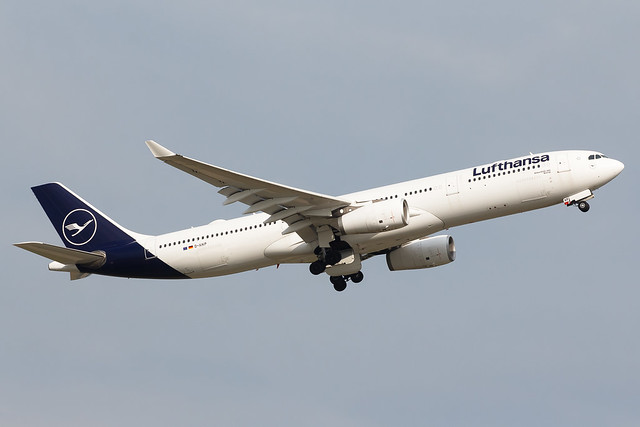 Lufthansa | D-AIKP | Airbus A330-343 | YYZ | CYYZ