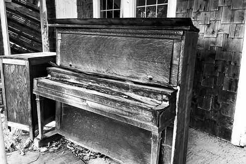 bw outside blackwhite piano frontporch exposed ruined maine forgotten