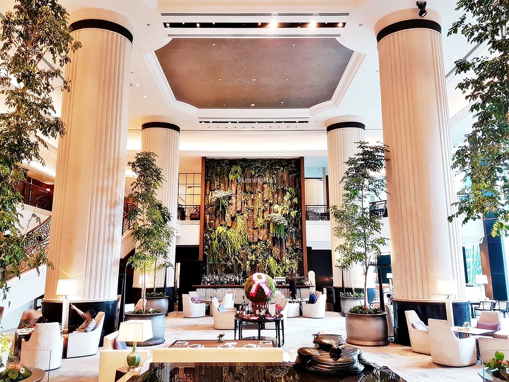 The Lobby Lounge Shangri-La Facade