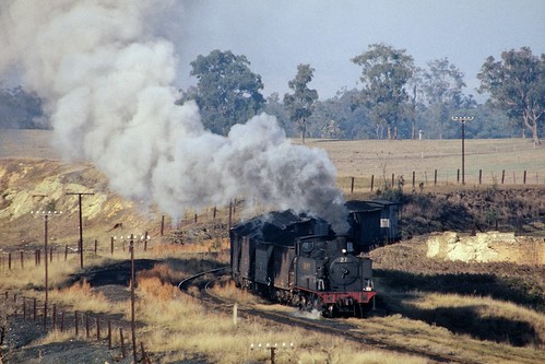 australia nsw steam railway smr eastgreta telephoto fujichrome ruins