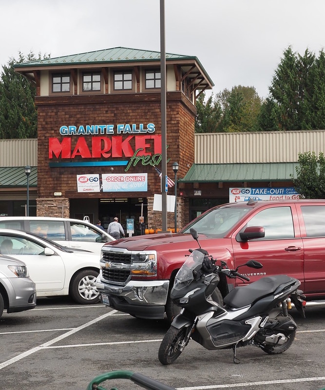 Granite Falls Market: Stopped here for some food.