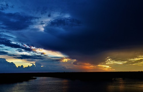 Appearing Glow by PelicanPete, SUNSET - Florida Everglades
Palm Beach County, Florida USA
Spring 2020 - June 9th, 2020
As the sun