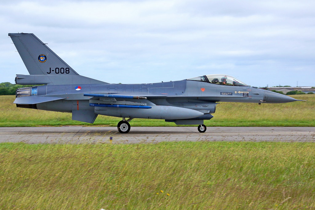 J-008 88-0008 F-16AM F-16A Block 15AG OCU  Landivisiau 08-06-2017