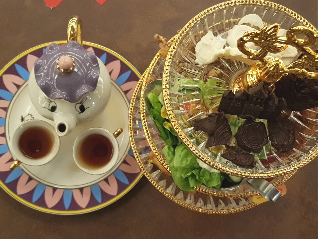 爱丽丝漫游仙境下午茶 Alice in Wonderland Afternoon Tea Set rm$78 @ Poison Apple Restaurant and Bar in EGG, Bandar Sunway