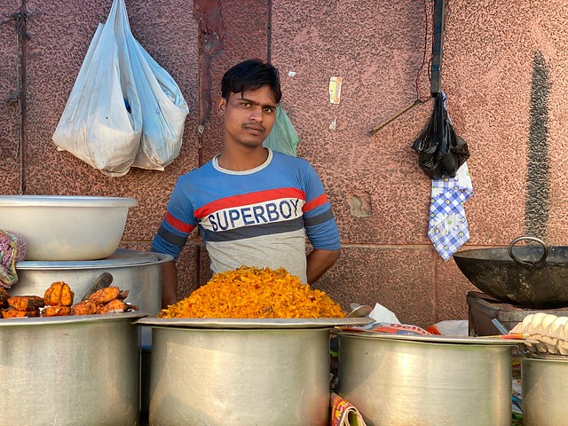 City Food - Aloo Bhaaji, Cotton Market