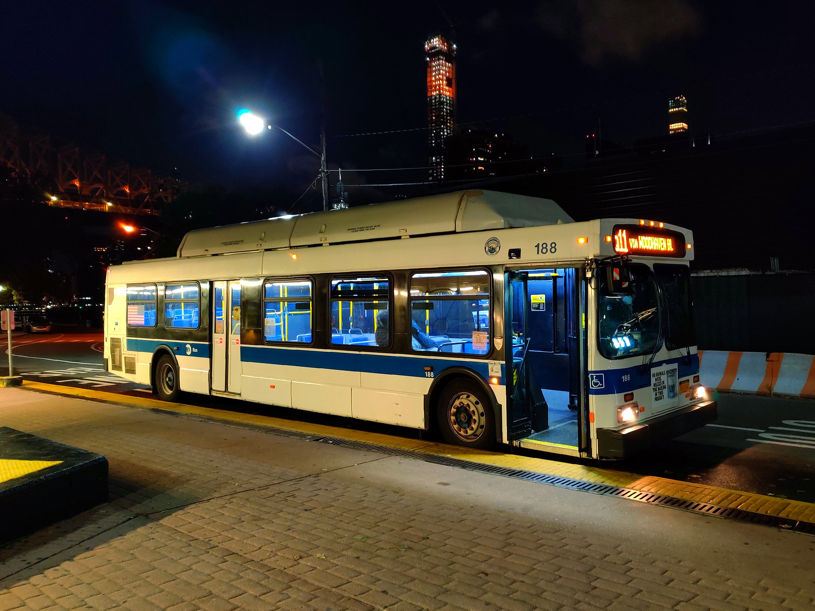 2011 New Flyer C40LF 188 on the Q11 at Roosevelt Island 