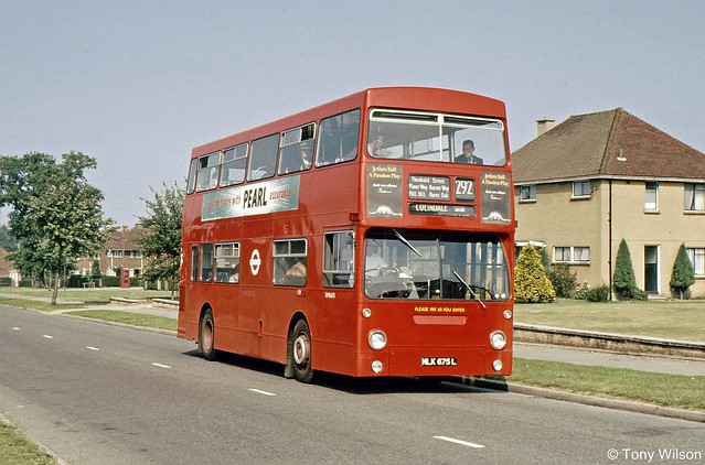 MLK675L London Buses  LBL DMS675