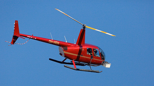 sraigrasparnis lietuva lithuania robinsonr44 helicopter