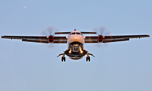 loganair glmrb atr42500 at42 lm625 log56lk londoncityairport lcy eglc dnd egpn london sunset aviation avgeek aviationphotography planespotting