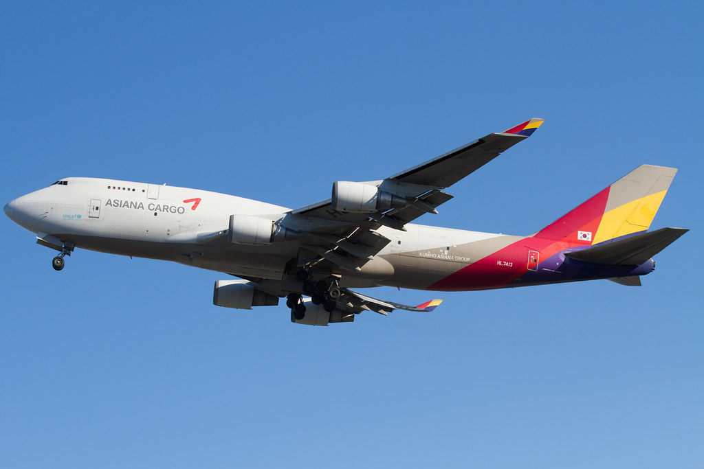 HL7413 - B744 - Asiana Airlines