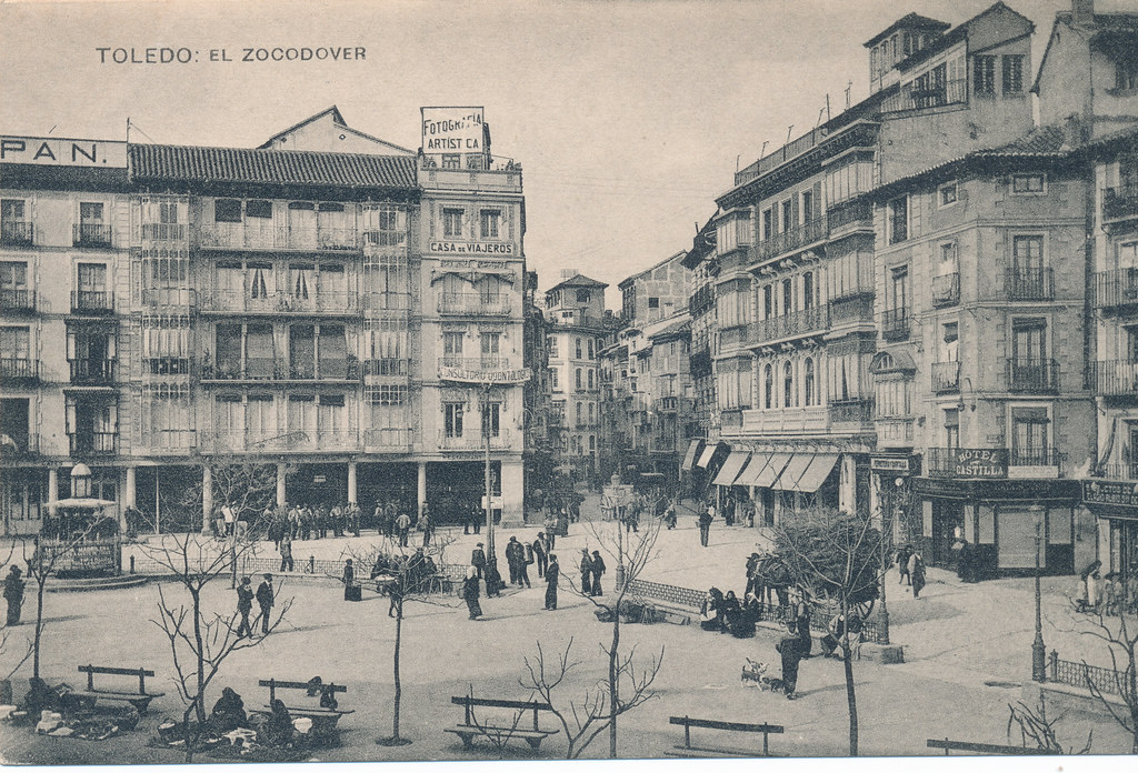 Zocodover hacia 1910. Fototipia Hauser y Menet. Colección personal de Eduardo Sánchez Butragueño.