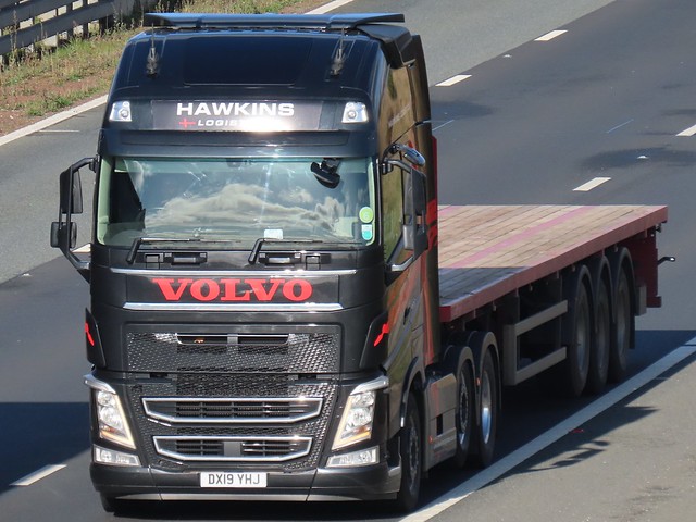 Hawkins Logistics, Volvo FH (DX19YHJ) On The A1M Southbound
